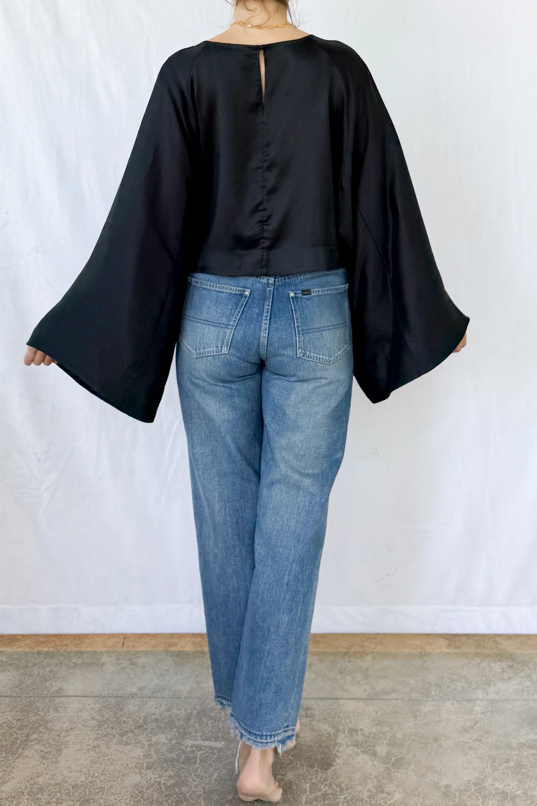 Narrow Straight Cut Jean - Image 7